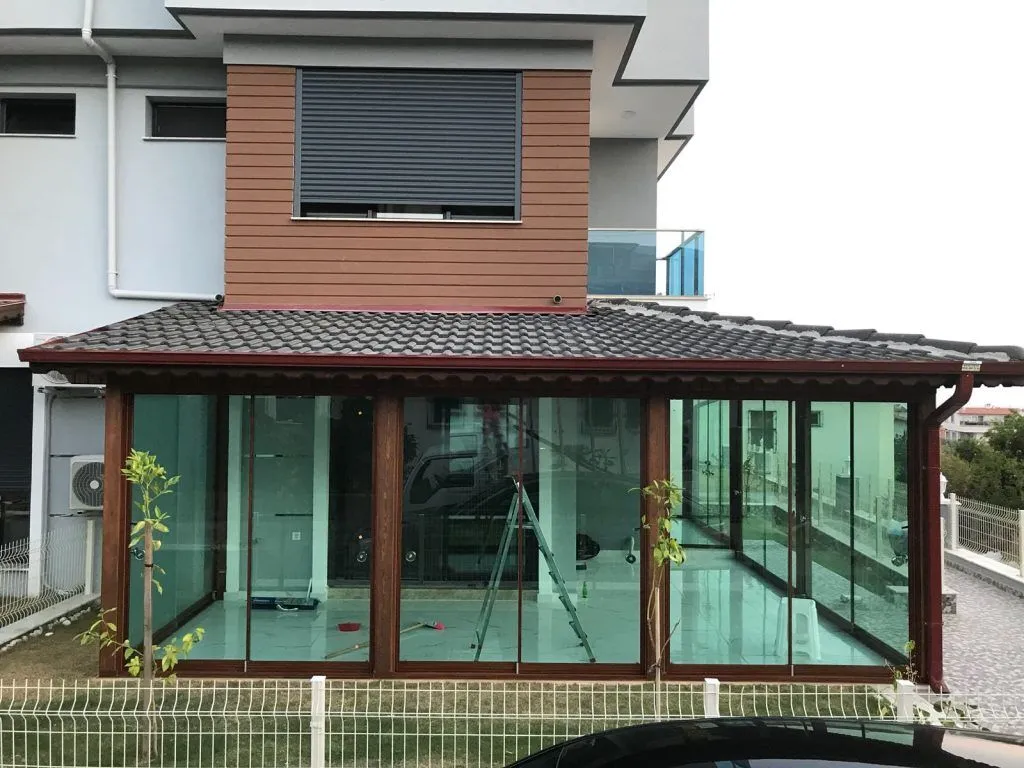 Evlerde Konfor ve Estetik: Pimapen, Sineklik ve Cam Balkon Sistemlerinin Avantajları